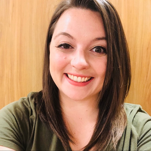 Meet your Posher, Corinne - Picture 12 of 12